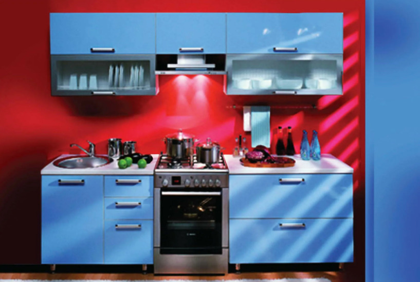 Красно-синяя кухня